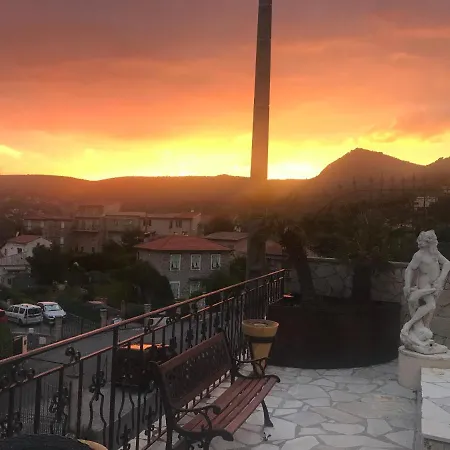 Homestay L'ile Aux Anges Saint-Andre (Alpes-Maritimes)