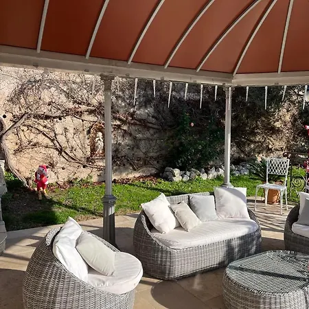 Homestay L'ile Aux Anges *